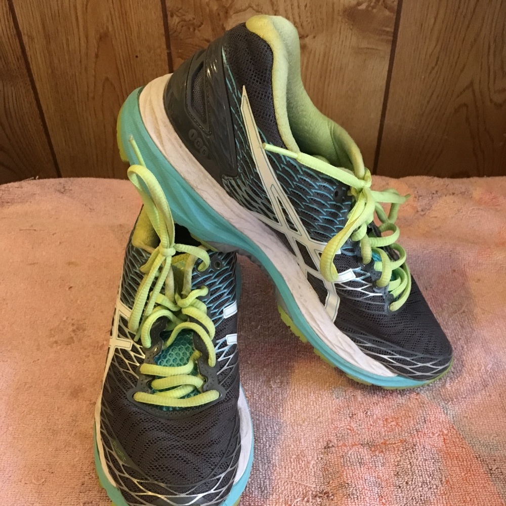 ASICS Gel Nimbus 18 size 7